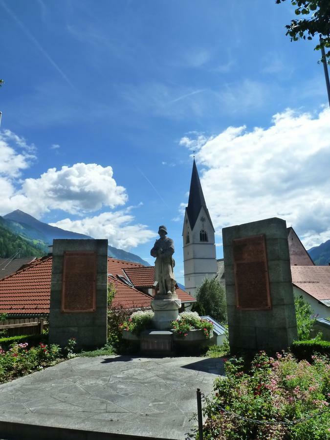 Bed and Breakfast Gaestehaus-Staats Obervellach Exterior foto